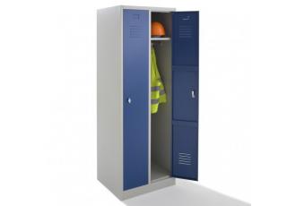 2 VESTIAIRE PROPRE 2 CASES SUR SOCLE.jpg